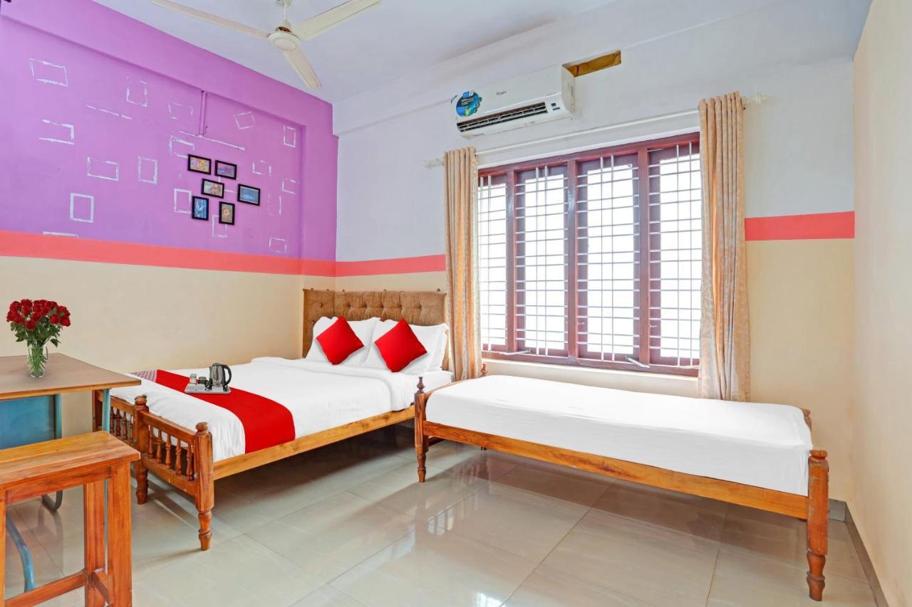 Spot On The New View Regency Otel Thiruvananthapuram Dış mekan fotoğraf